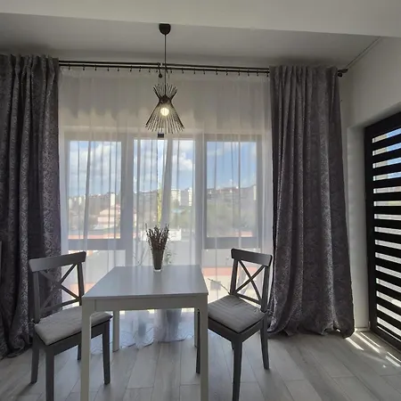 Antiaeriana Sunhouse *